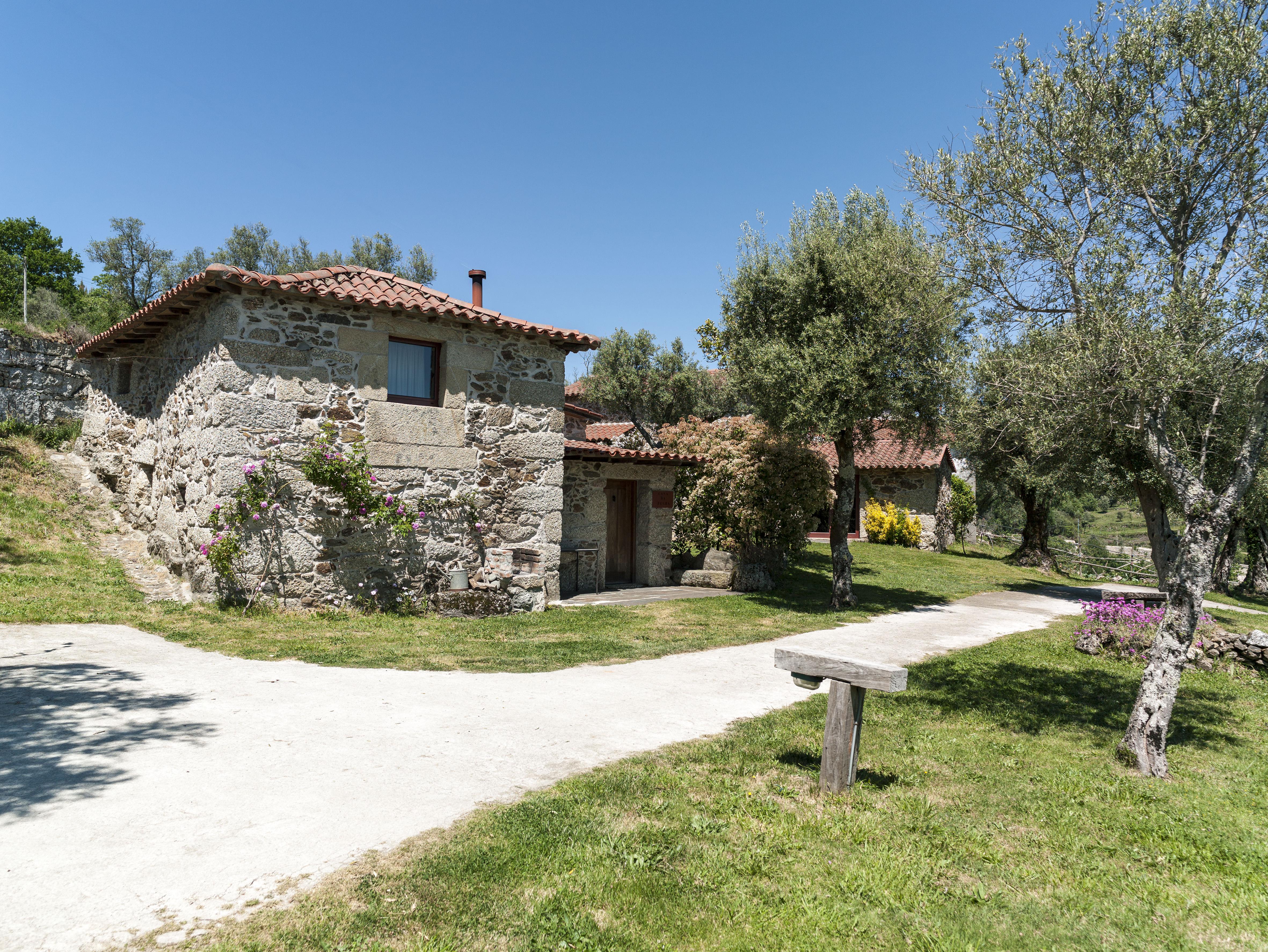 Вилла Quinta Do Rapozinho Кабесейраш-ди-Башту Экстерьер фото